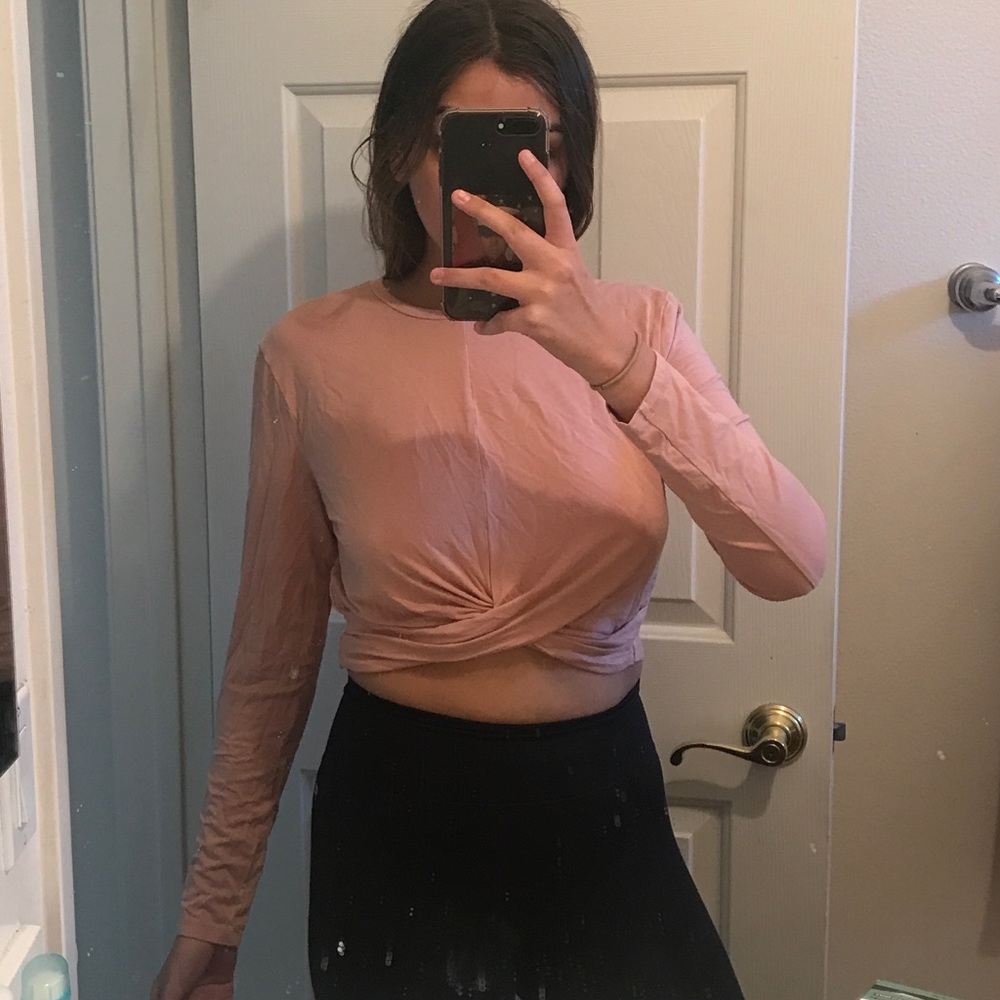 Long sleeved crop top